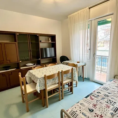 Apartment Top-floor Flat With Parking In Bibione